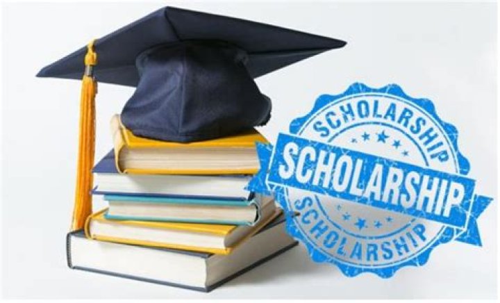 How do I find scholarships on Fastweb?