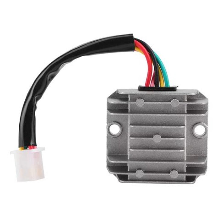 How does a motorcycle voltage regulator work?