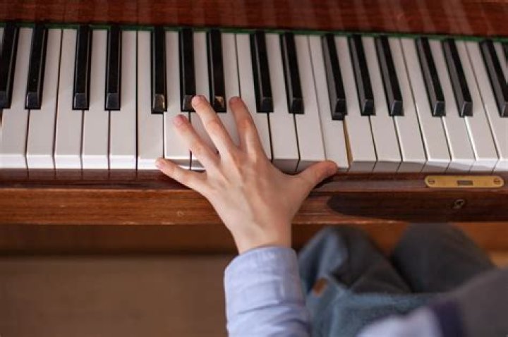 How many octaves could Yma Sumac sing?