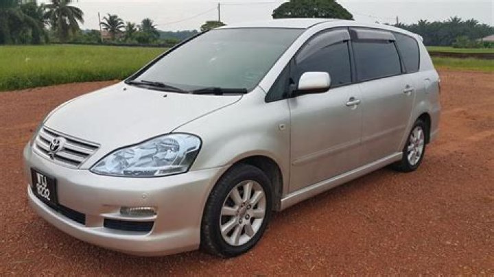 Is Toyota Ipsum a good car?