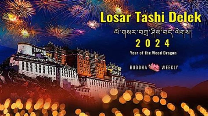 What does Tashi Delek mean in Nepali?