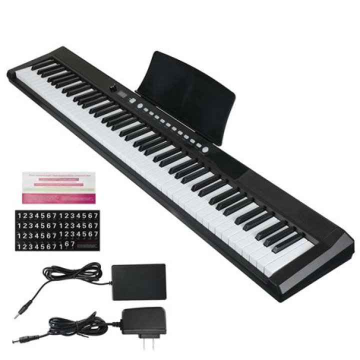 What is a full size keyboard piano?