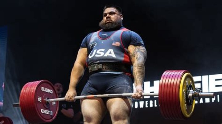 What is the highest total in powerlifting?