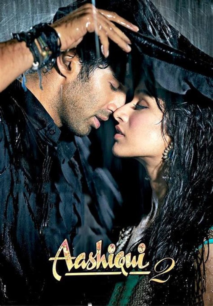 What is the story of movie Aashiqui 2?