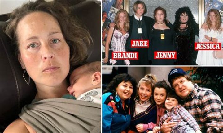 Who dated Darlene on Roseanne?